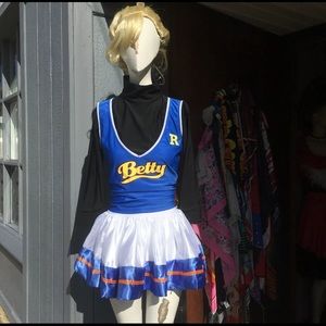 Betty Riverdale Archie cheerleader costume